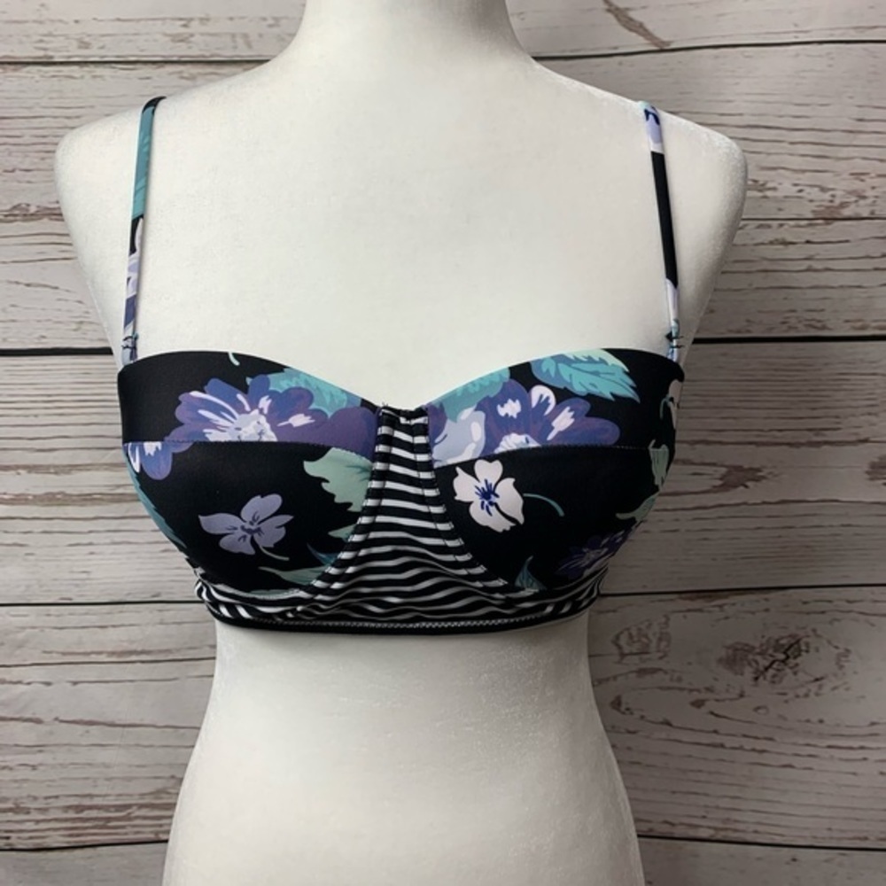 NWOT Floral Striped Mix Push-Up Bikini Top